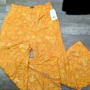 Wonderly boho floral flare pants